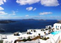 villa piscina Santorini Grecia panorama isole mare